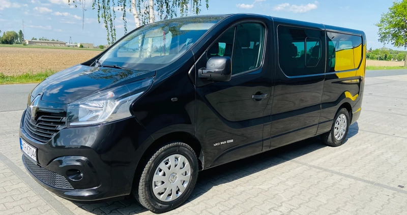 Renault Trafic cena 82900 przebieg: 90016, rok produkcji 2017 z Jarocin małe 277